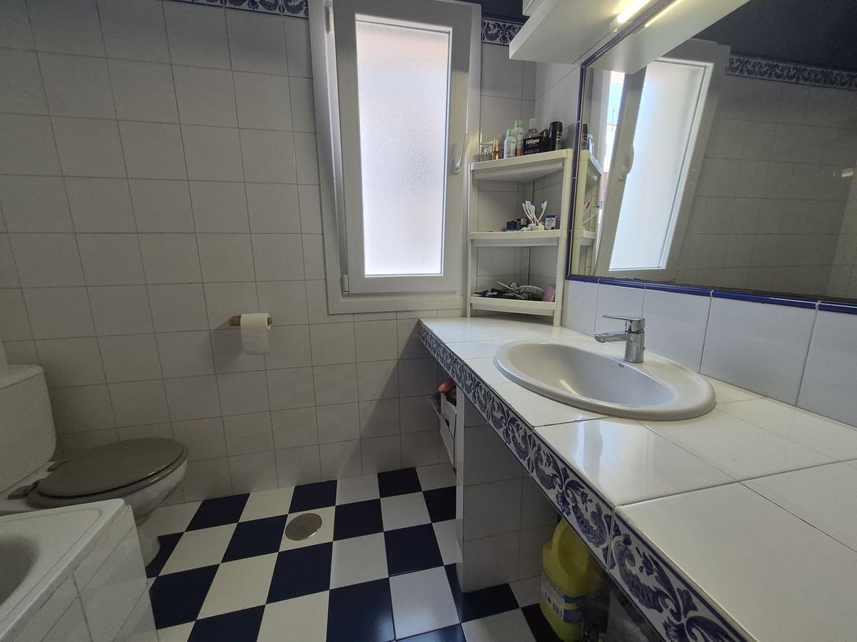 Semi-detached House for Sale in Manilva