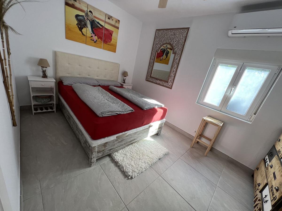 Villa for Sale in Manilva