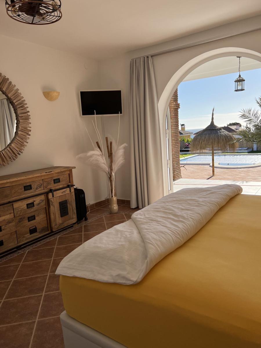 Villa for Sale in Manilva