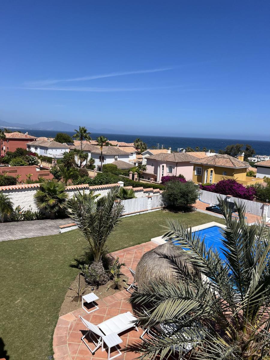 Villa for Sale in Manilva