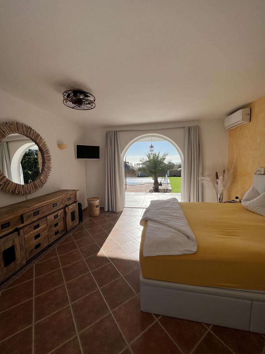 Villa for Sale in Manilva