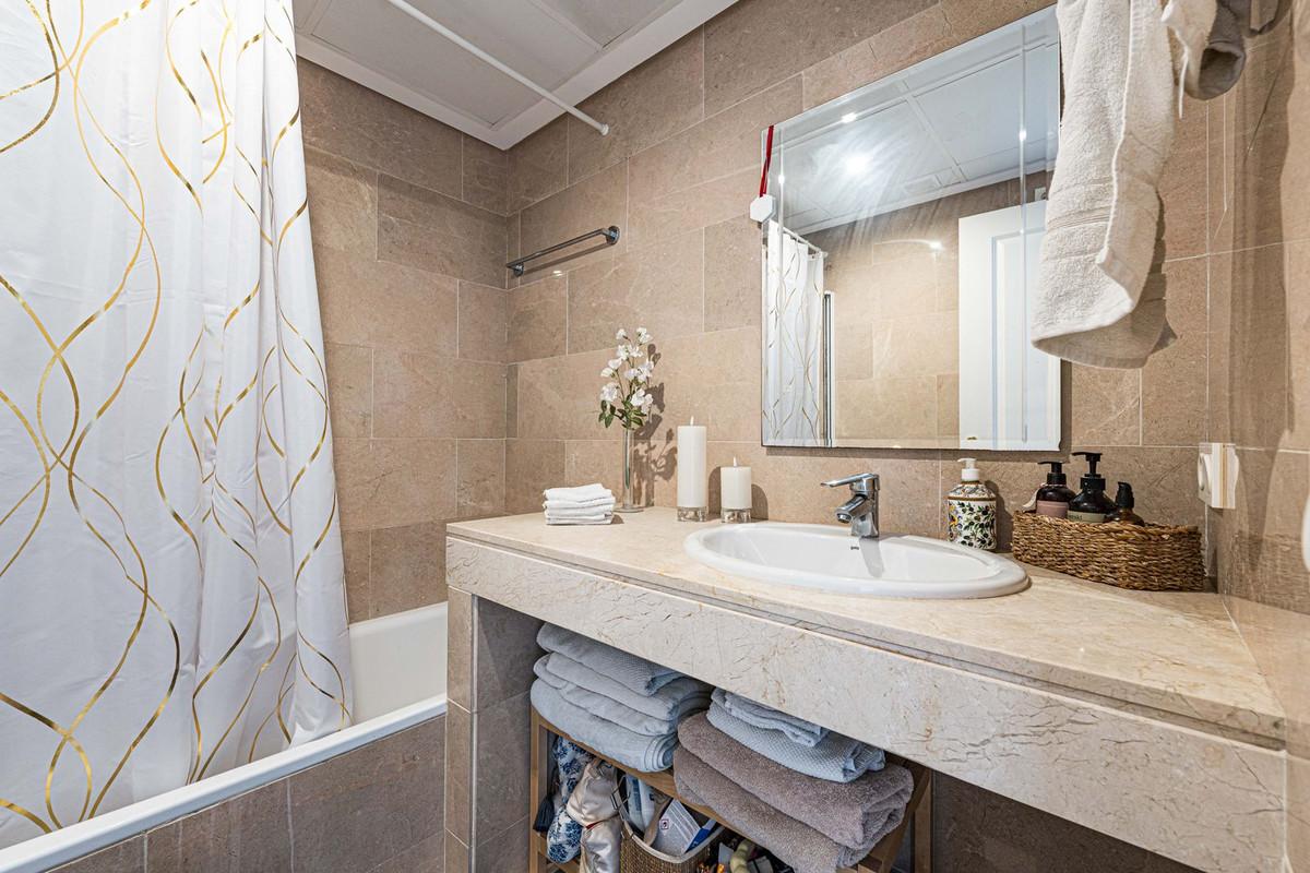 Apartment for Sale in Manilva