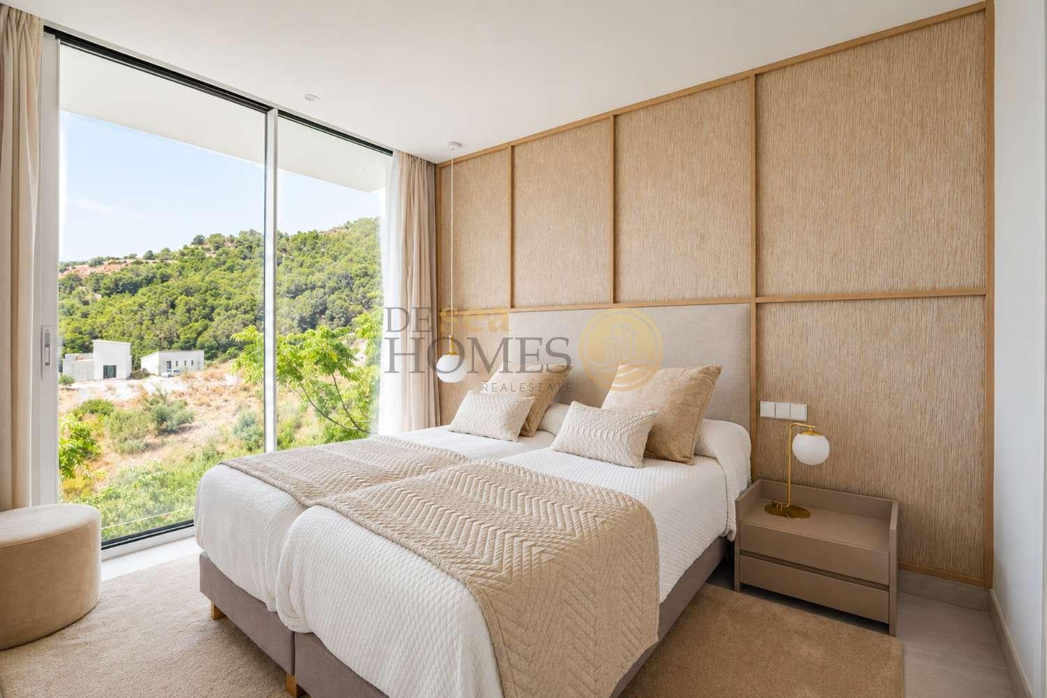 Terraced House for Sale in Almuñécar