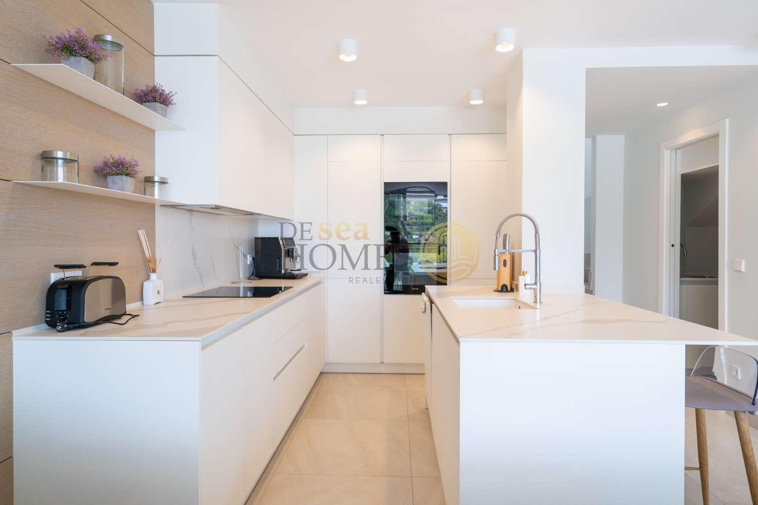 Terraced House for Sale in Almuñécar