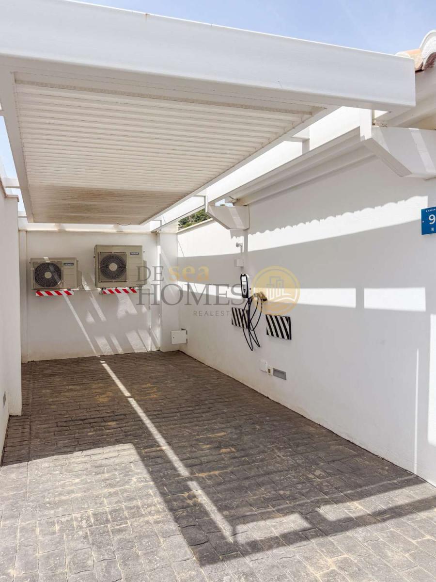 Terraced House for Sale in Almuñécar