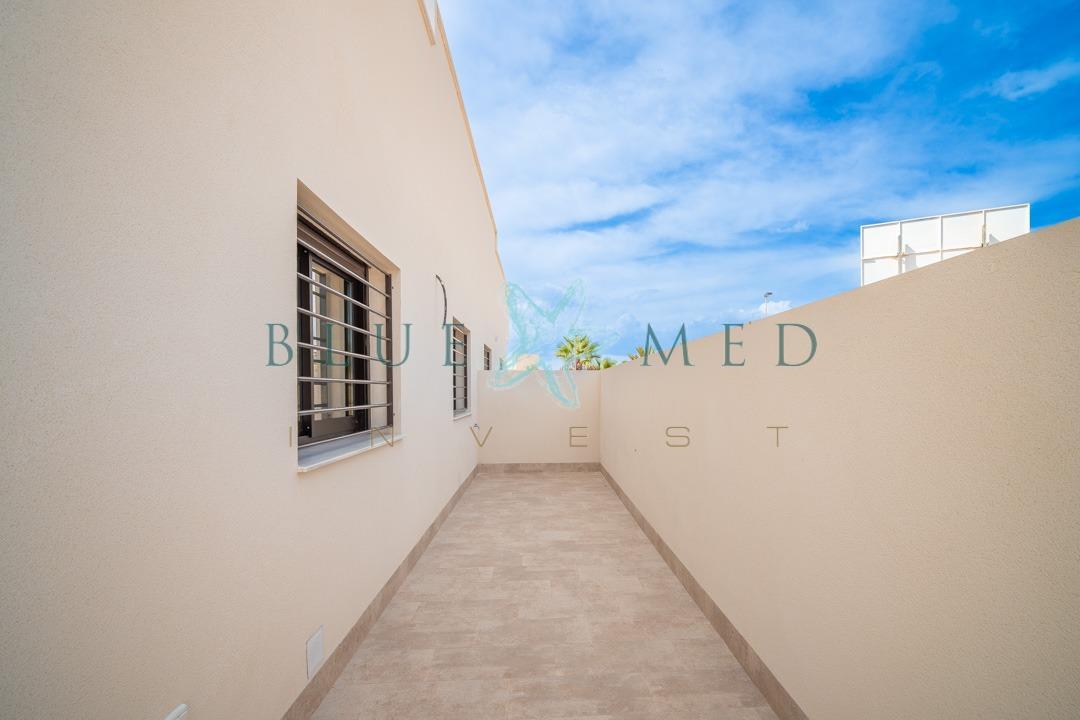 Villa for Sale in Mazarrón