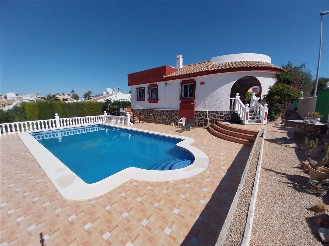 Chalet for Sale in Mazarrón