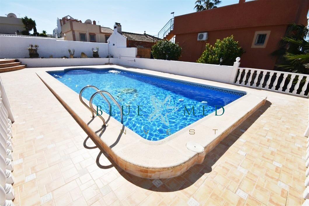 Chalet for Sale in Mazarrón