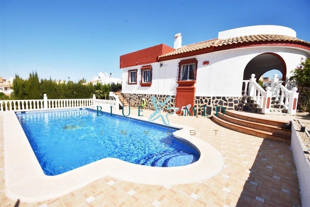 Chalet for Sale in Mazarrón