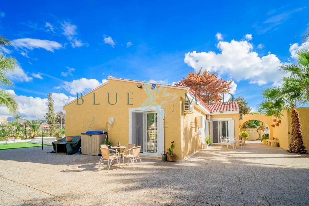 Chalet for Sale in Mazarrón