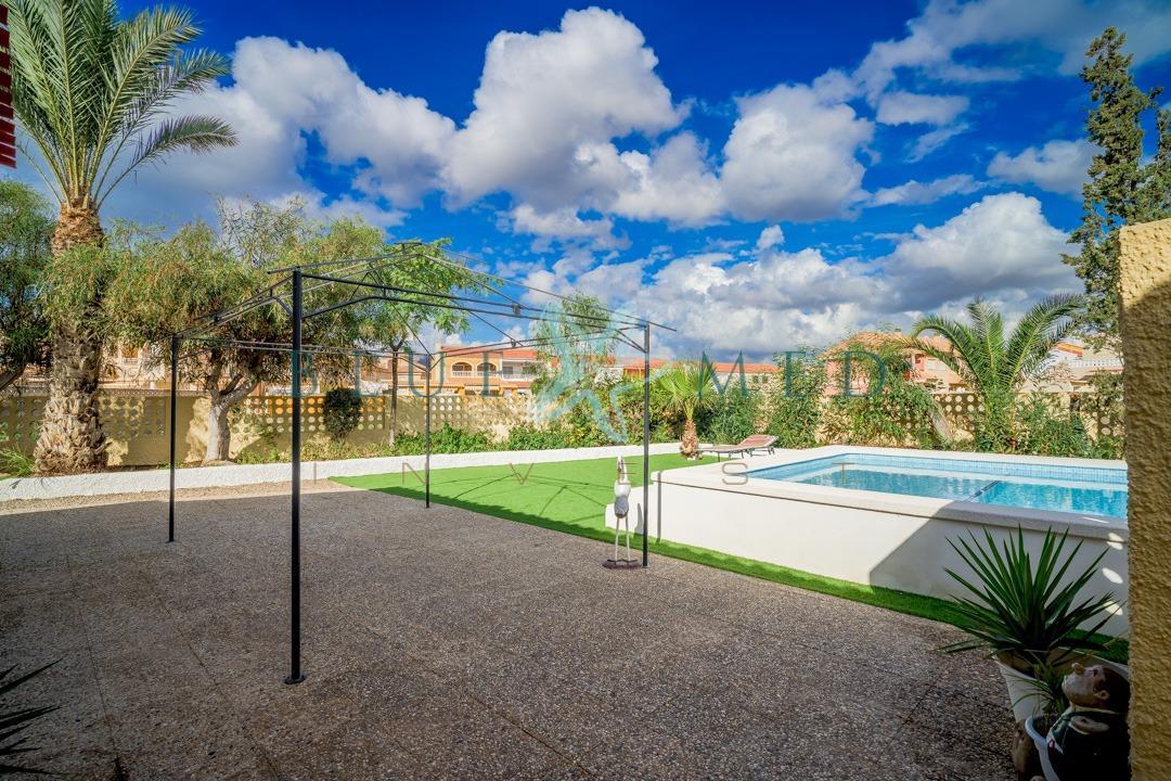 Chalet for Sale in Mazarrón