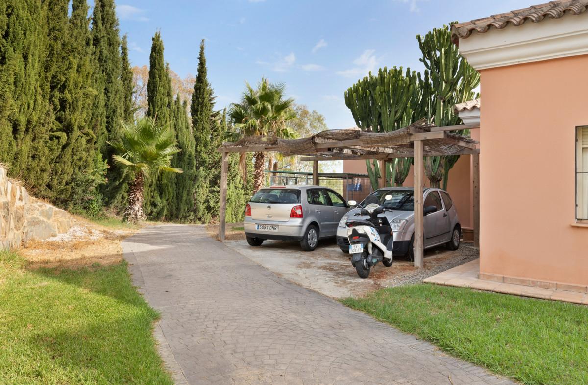 Villa for Sale in Benalmádena