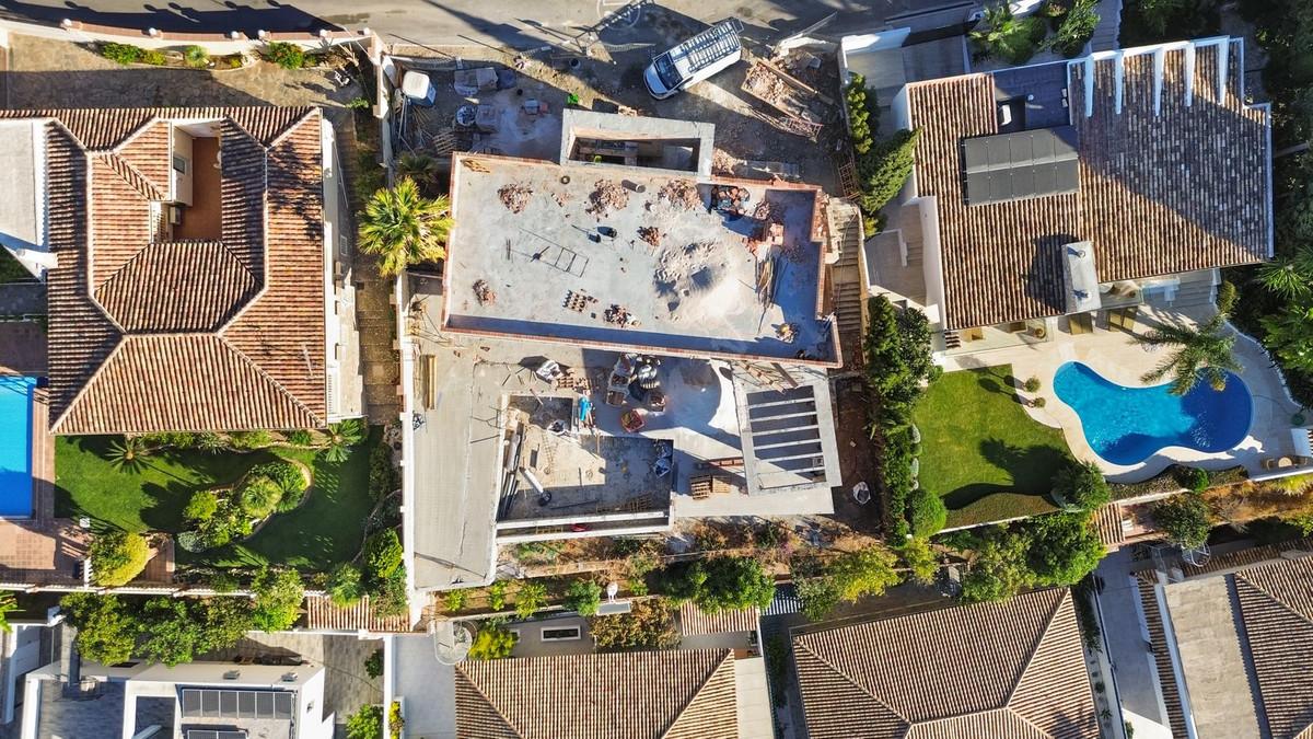 Villa for Sale in Benalmádena