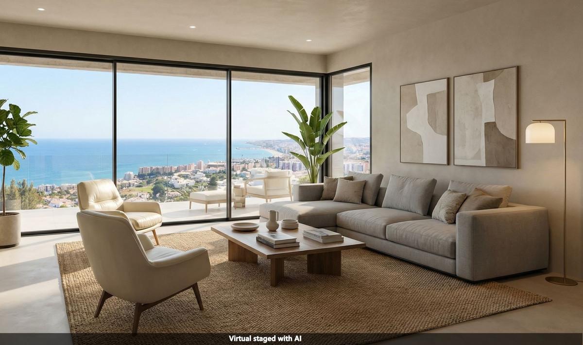 Villa for Sale in Benalmádena