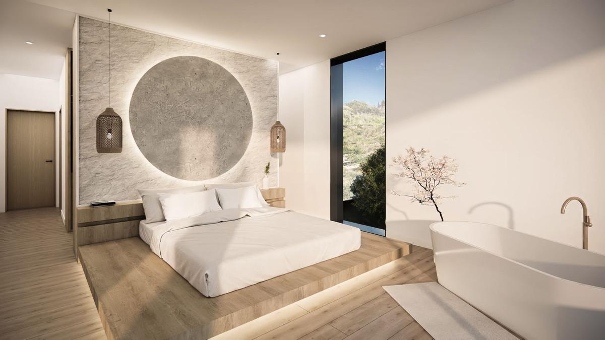Plot for Sale in Benalmádena