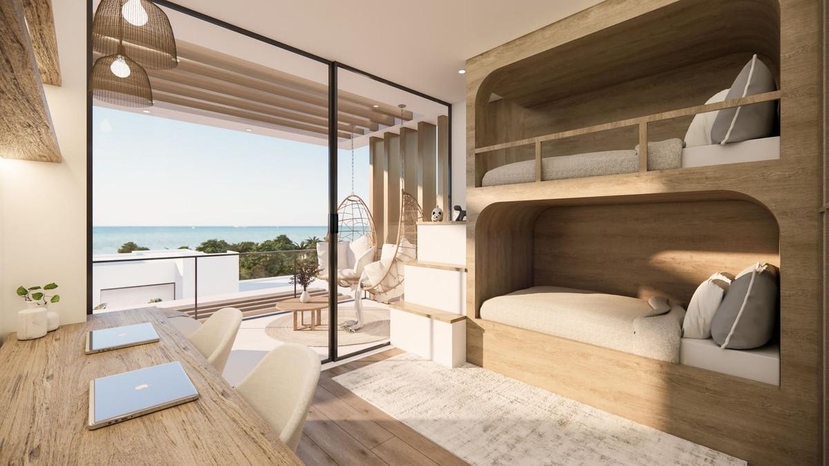 Plot for Sale in Benalmádena