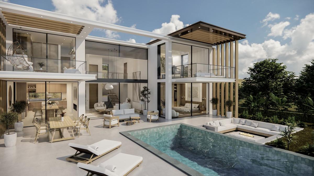 Plot for Sale in Benalmádena