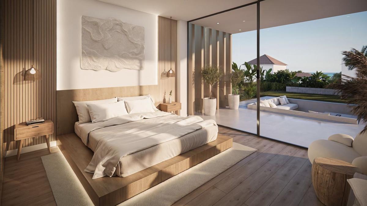 Plot for Sale in Benalmádena