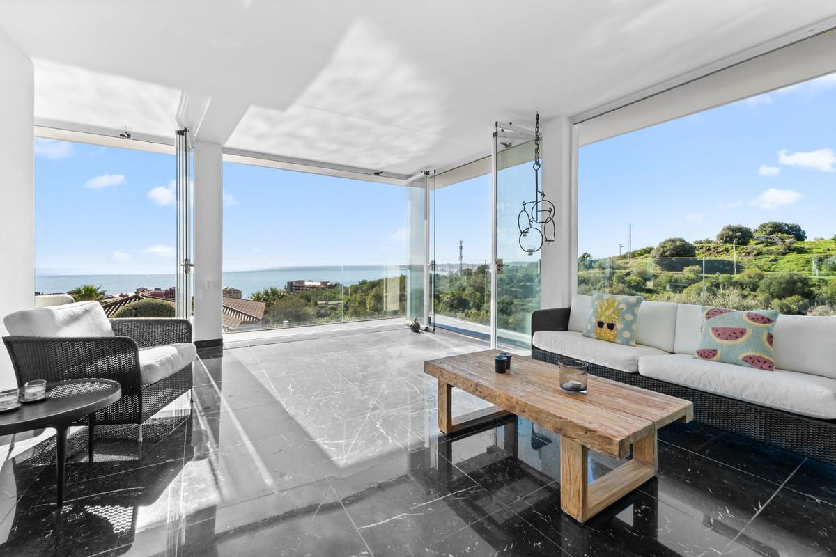 Villa for Sale in Benalmádena