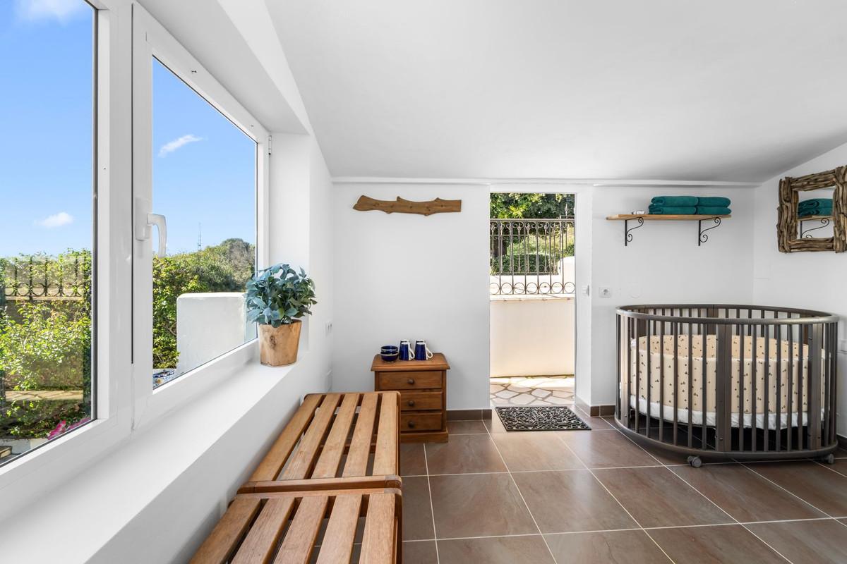 Villa for Sale in Benalmádena