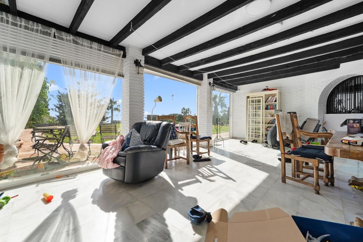 Villa for Sale in Benalmádena
