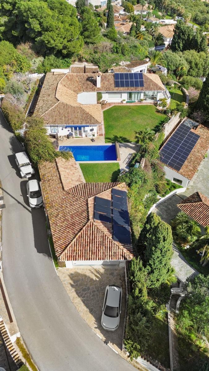 Villa for Sale in Benalmádena