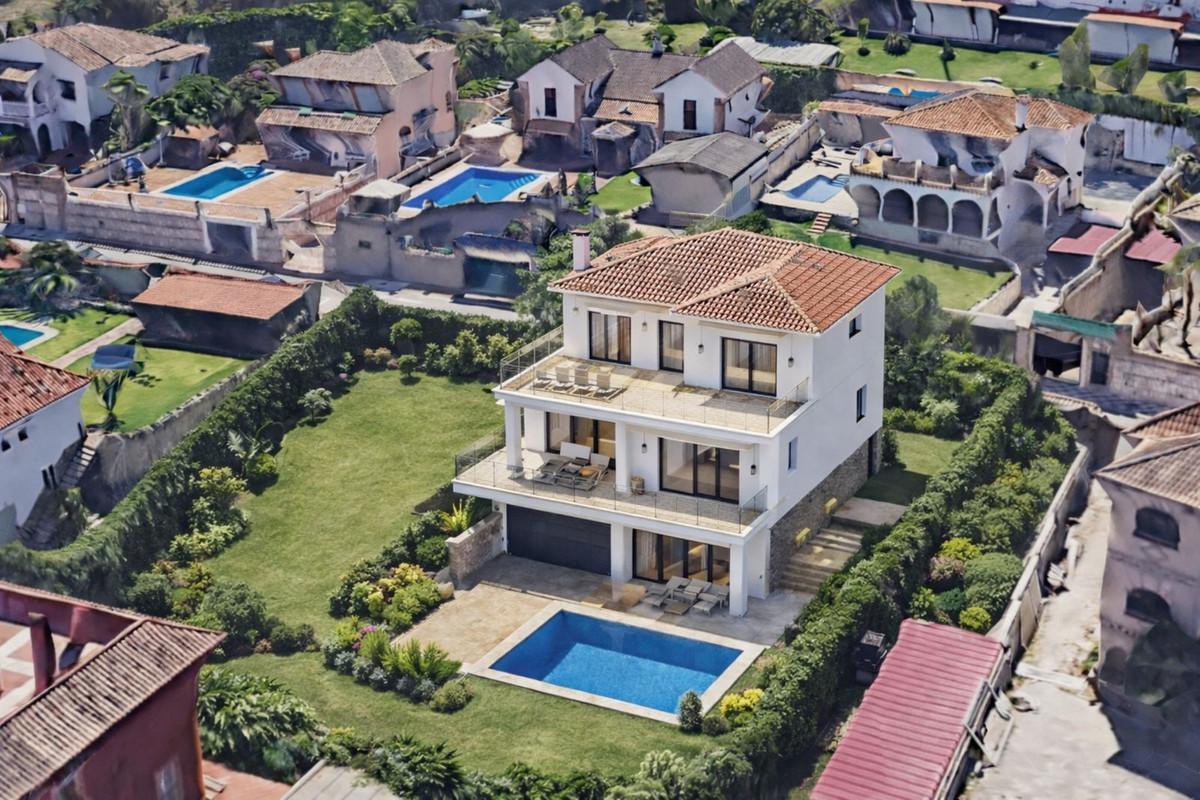 Plot for Sale in Mijas
