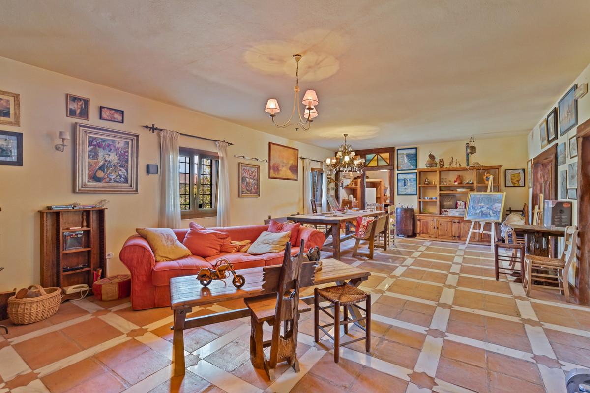 Villa for Sale in Mijas