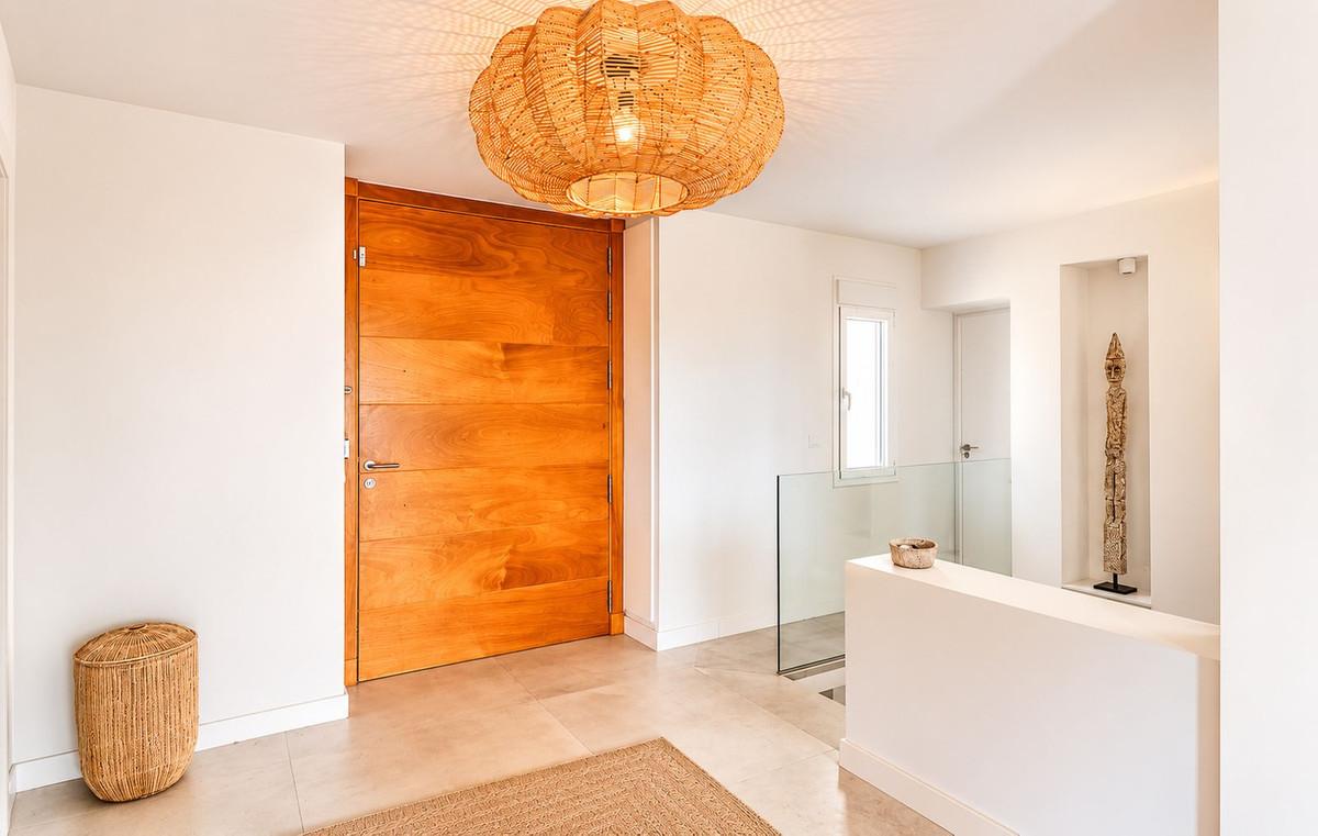Villa for Sale in Benalmádena