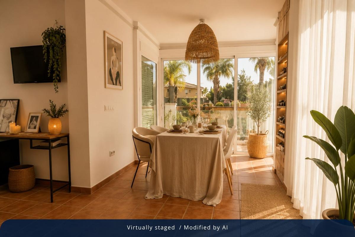 Villa for Sale in Benalmádena