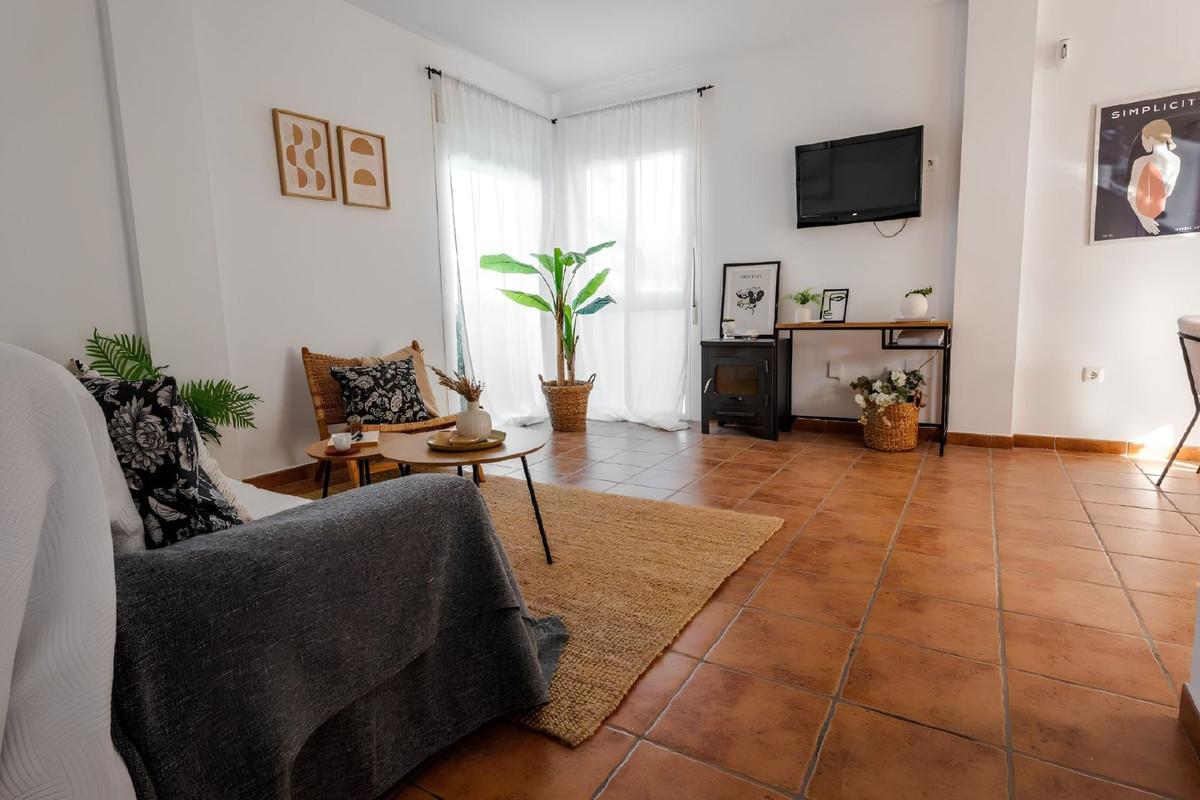 Villa for Sale in Benalmádena