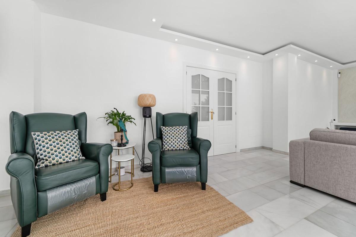 Villa for Sale in Vélez-Málaga