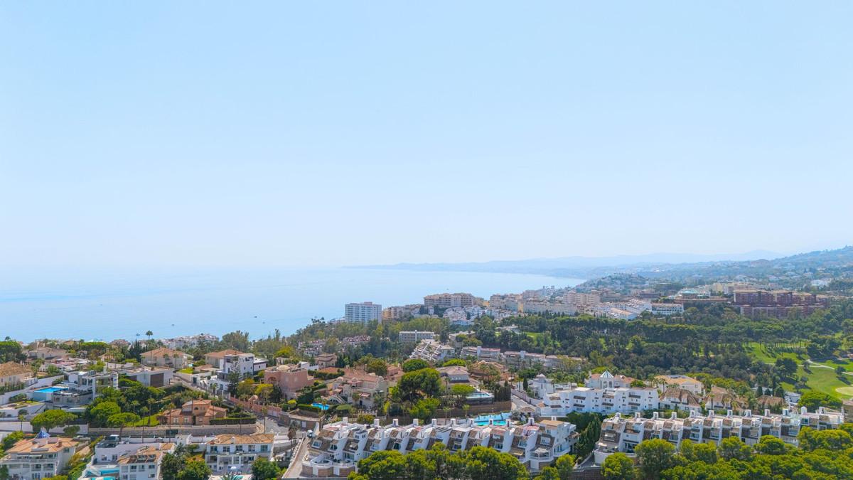 Penthouse for Sale in Benalmádena