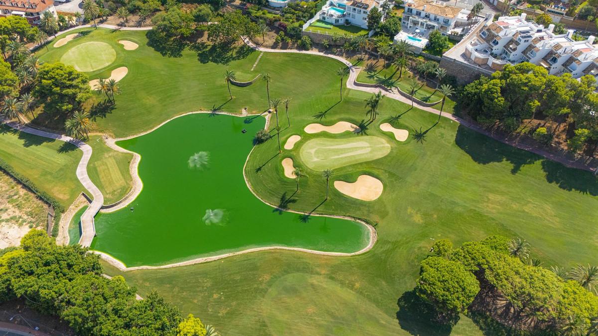Penthouse for Sale in Benalmádena