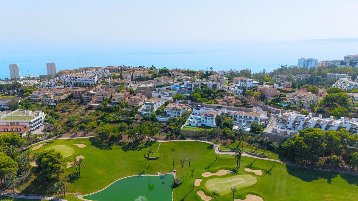 Penthouse for Sale in Benalmádena