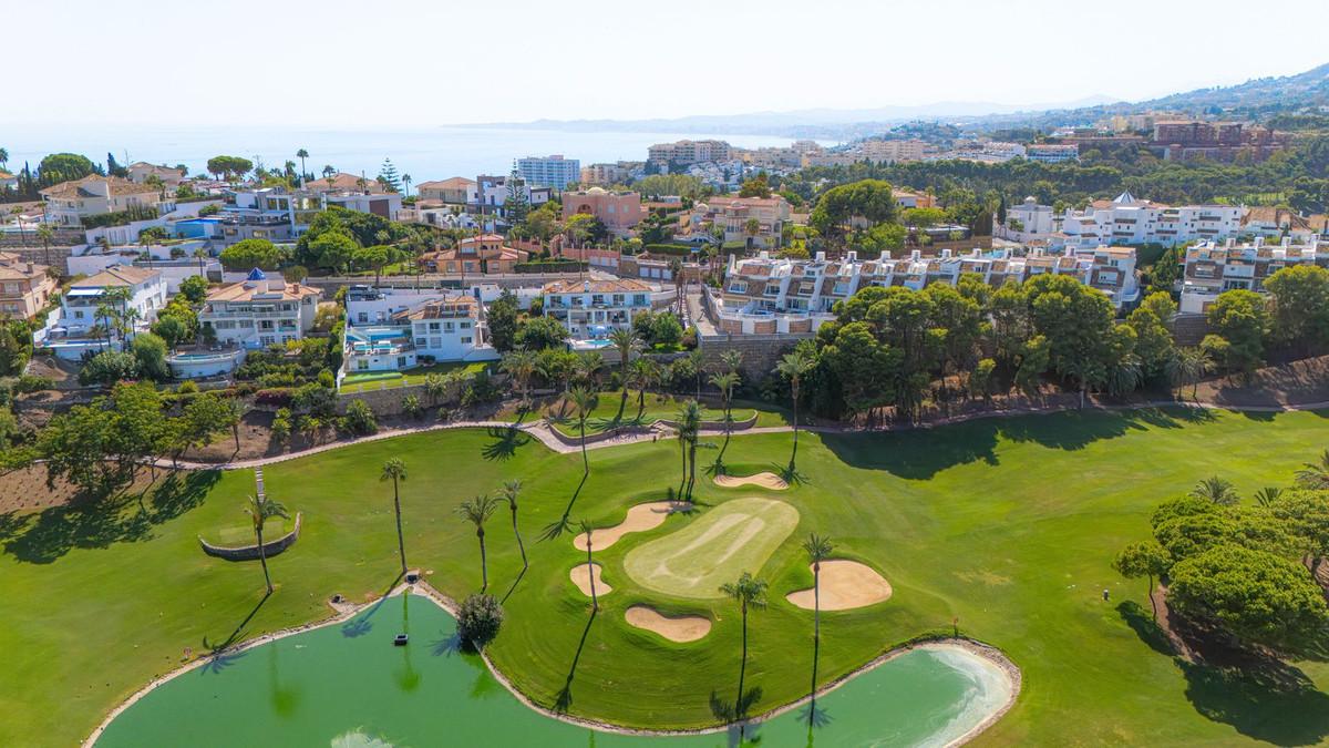 Penthouse for Sale in Benalmádena