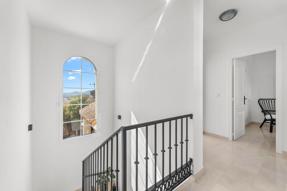 Villa for Sale in Fuengirola