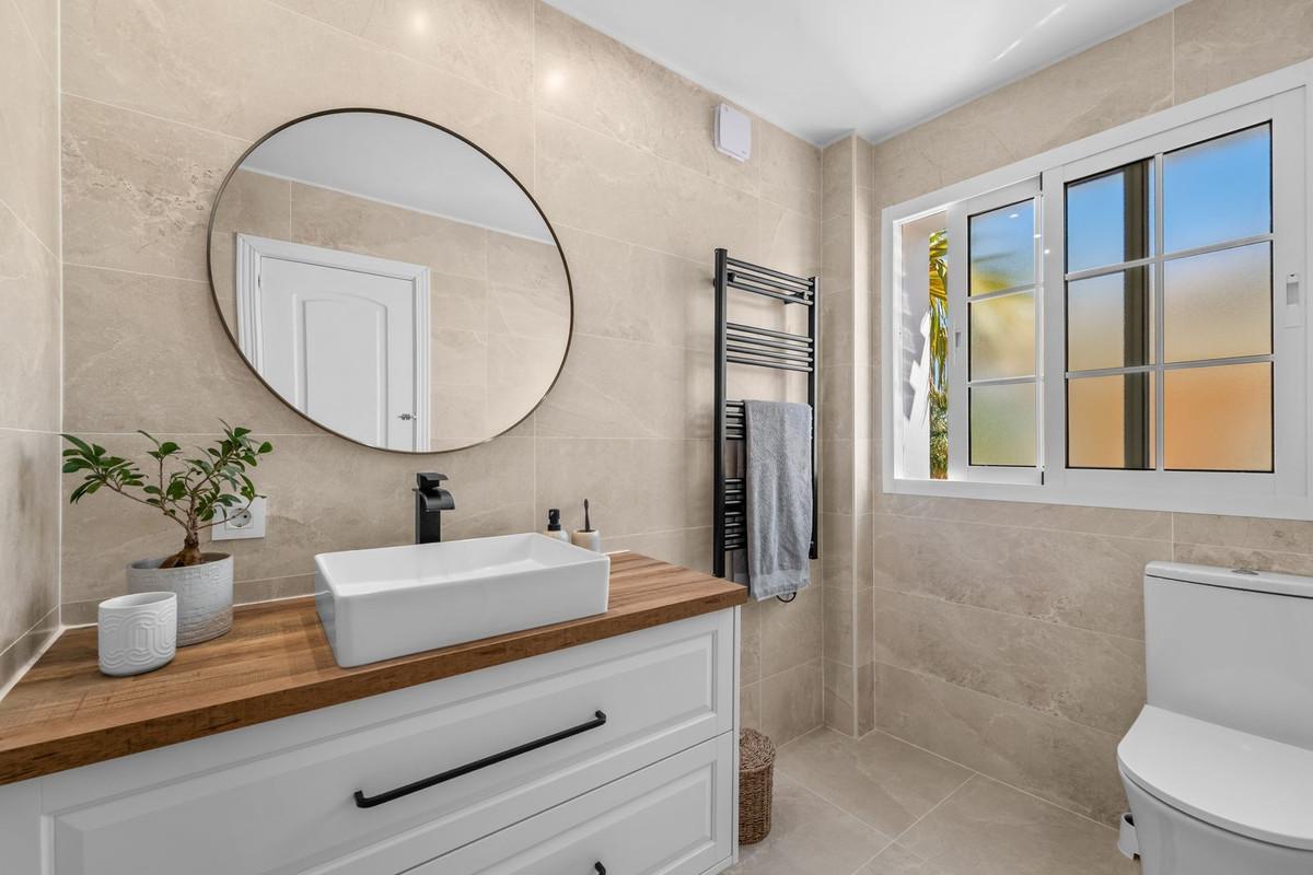 Villa for Sale in Fuengirola