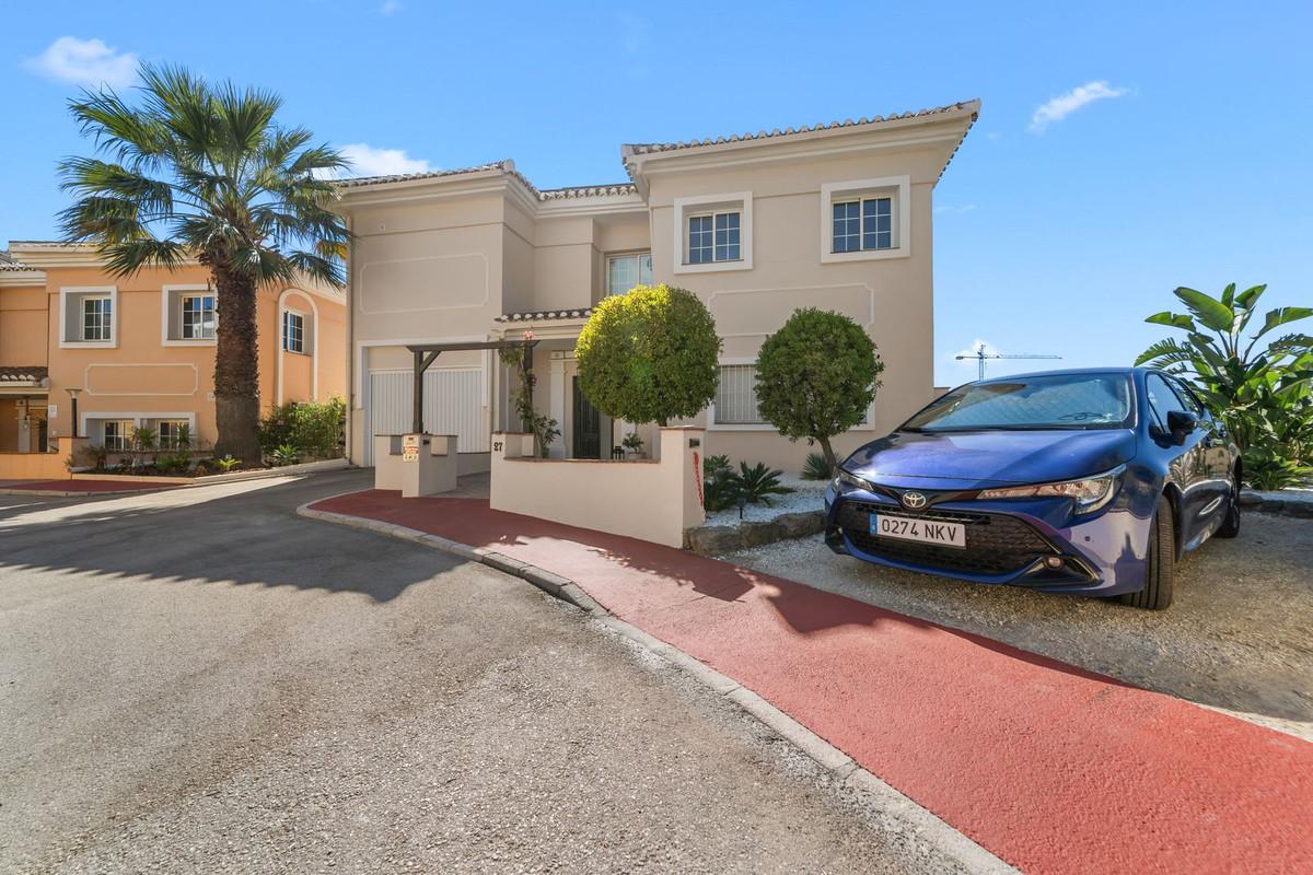 Villa for Sale in Fuengirola