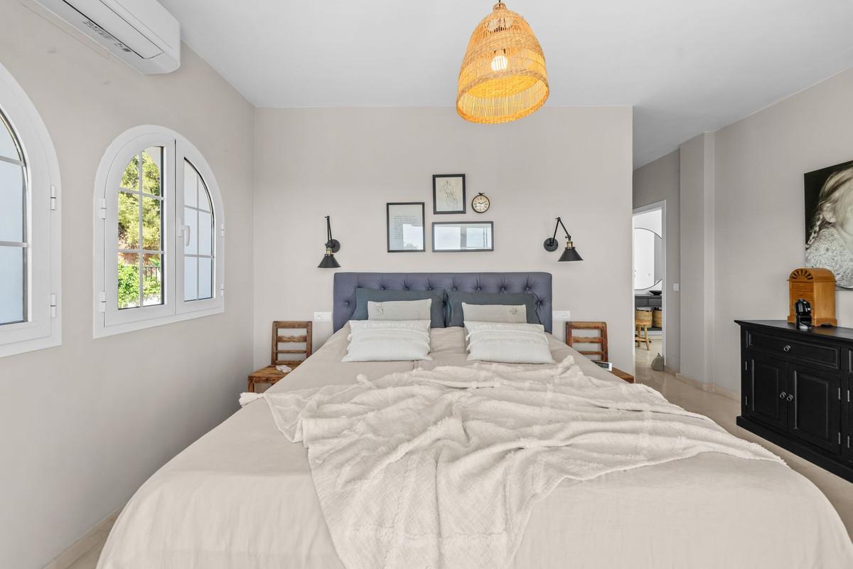 Villa for Sale in Fuengirola