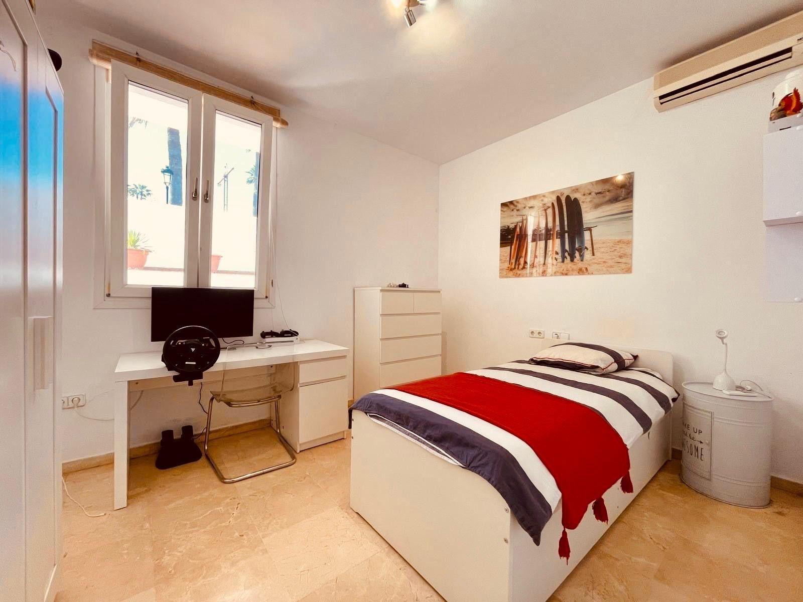 Chalet for Sale in Manilva
