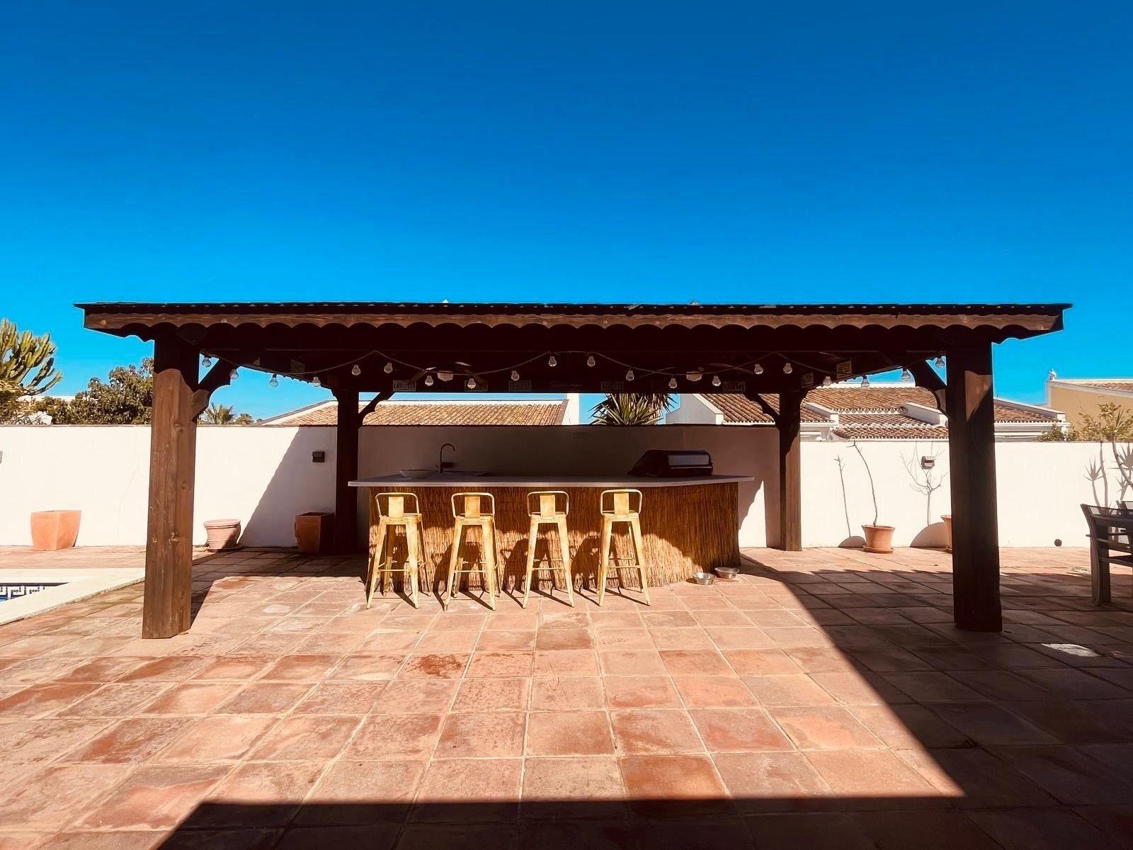 Chalet for Sale in Manilva