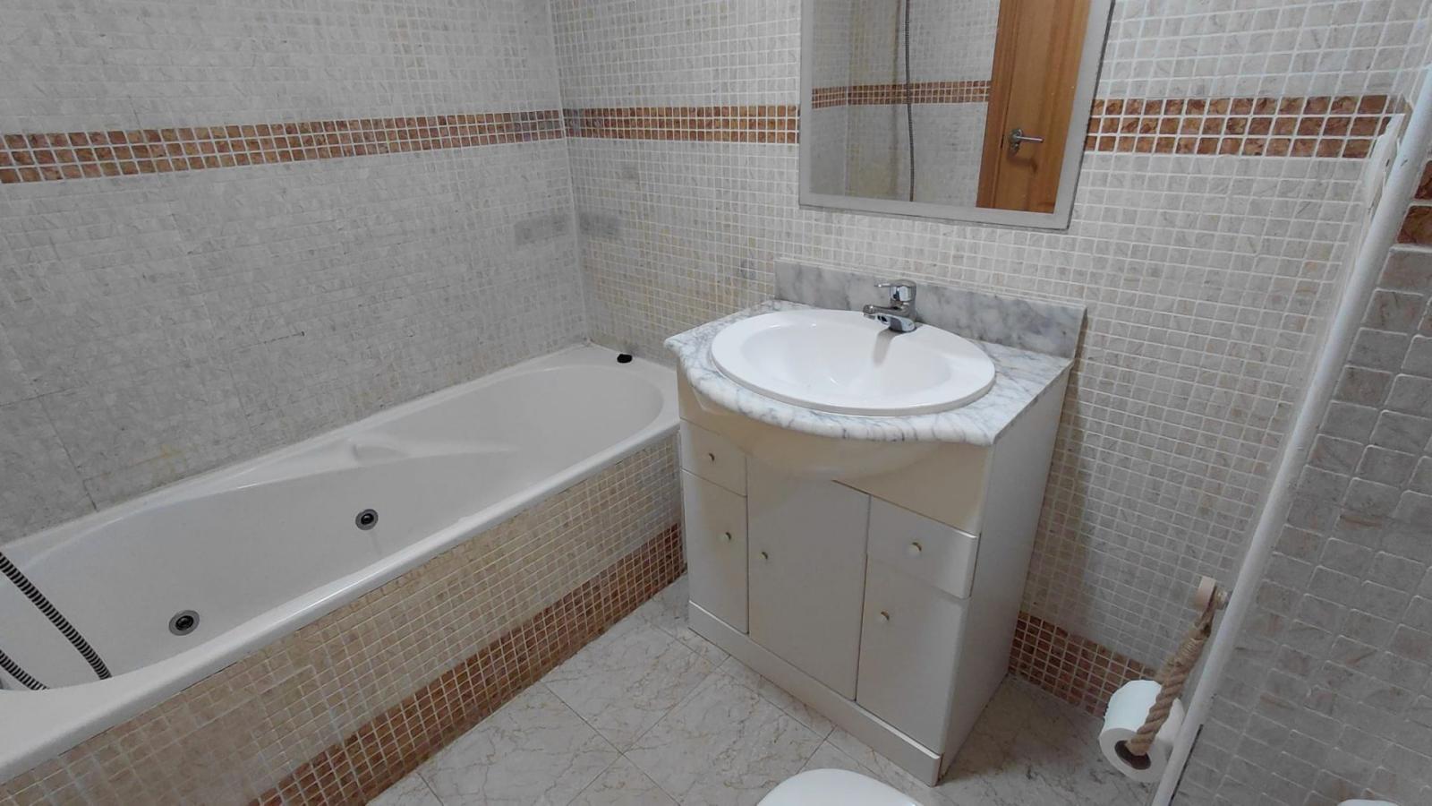 Apartment for Sale in Manilva
