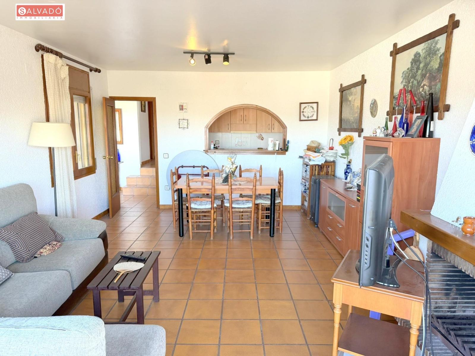 Chalet for Sale in Albinyana