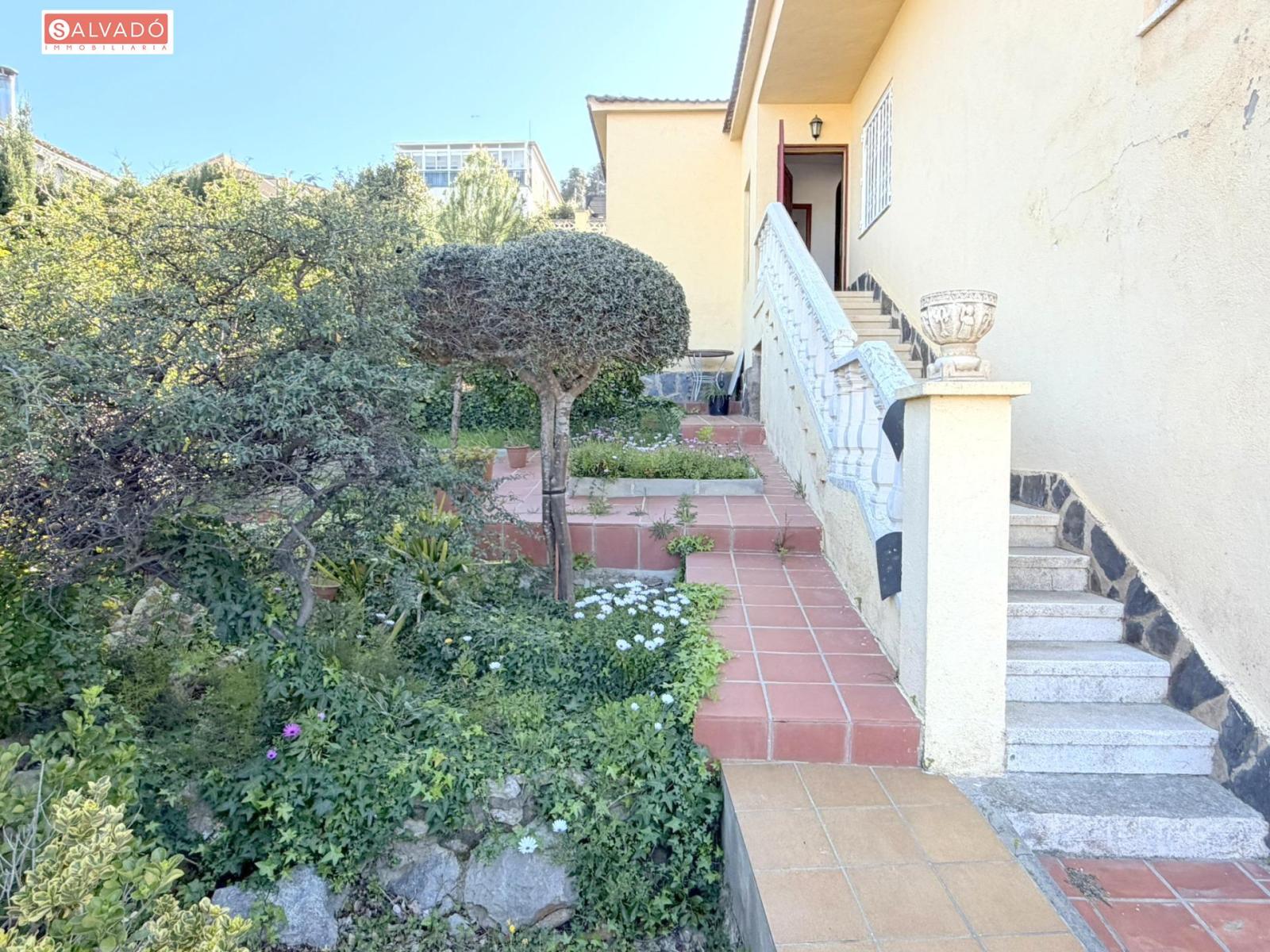 Chalet for Sale in Albinyana