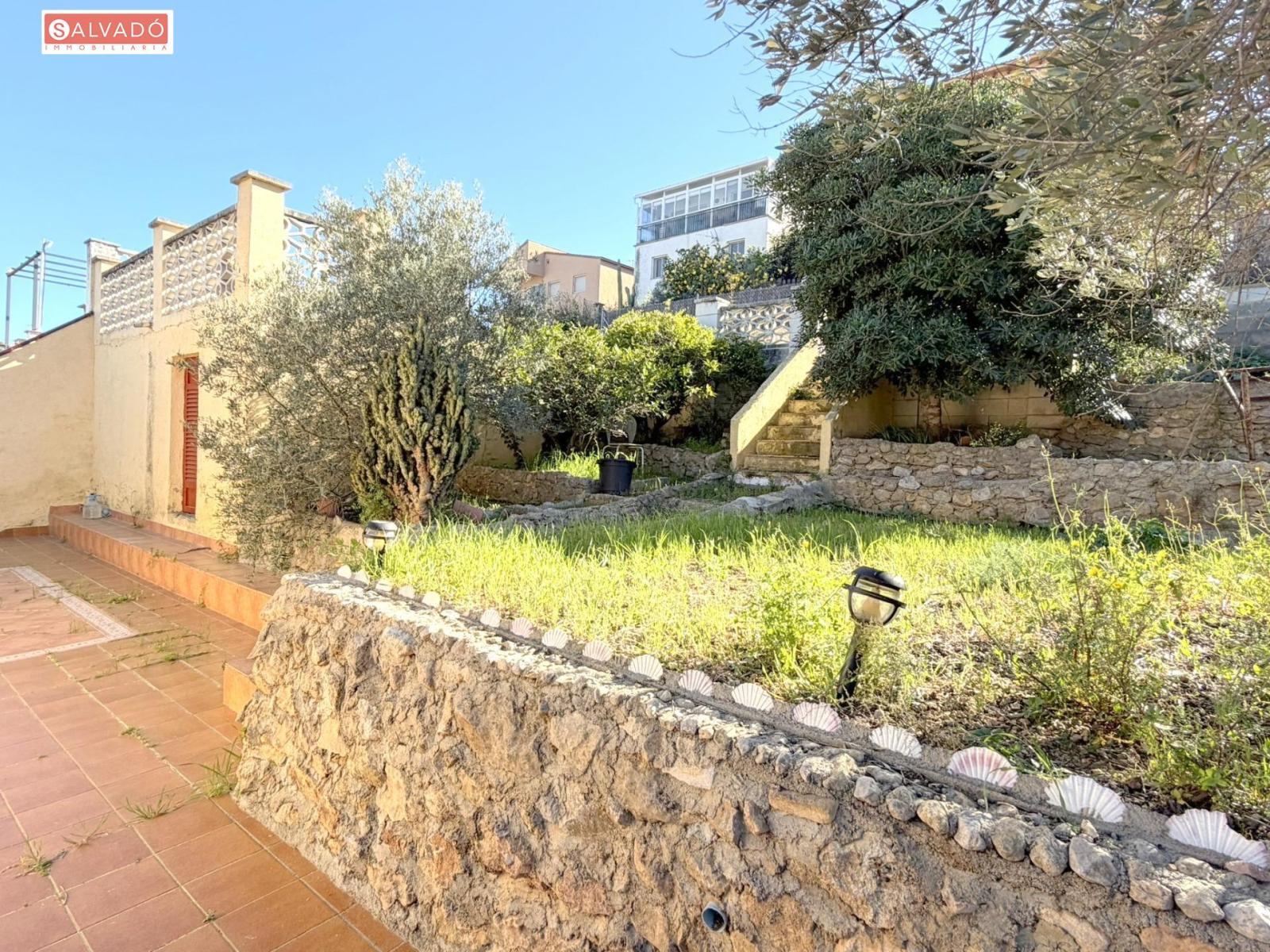 Chalet for Sale in Albinyana