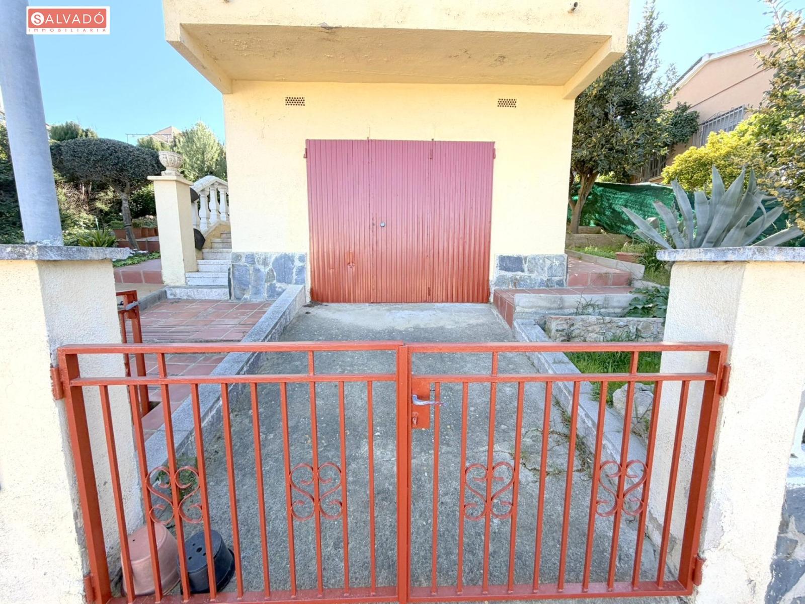 Chalet for Sale in Albinyana