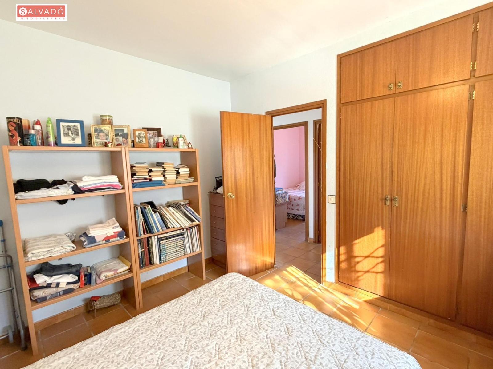 Chalet for Sale in Albinyana