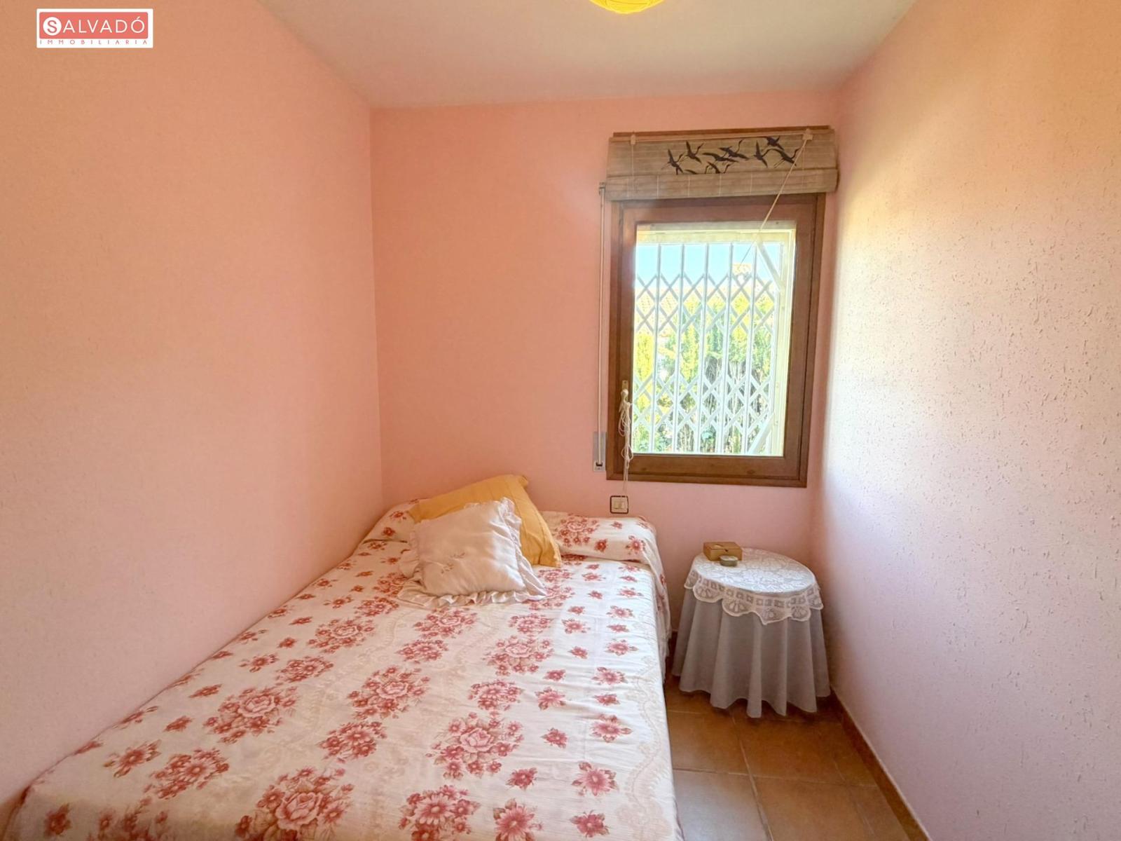 Chalet for Sale in Albinyana