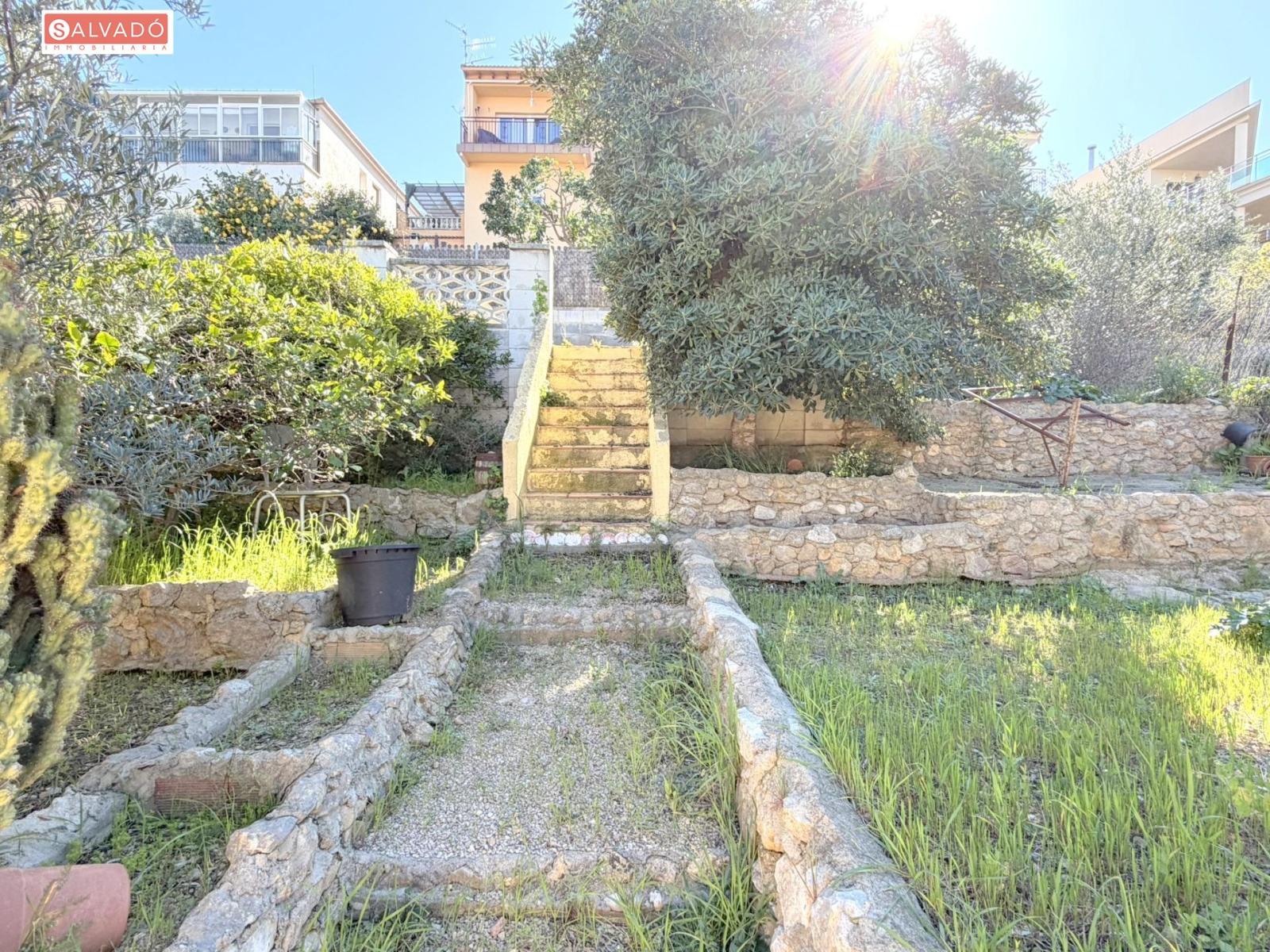 Chalet for Sale in Albinyana